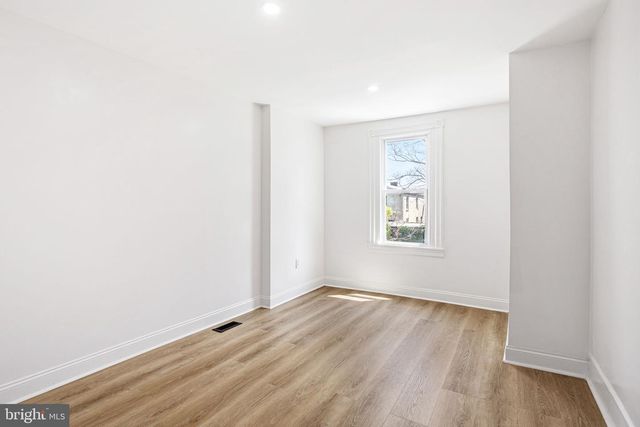 5520 GREENWAY AVE, Philadelphia, PA 19143
