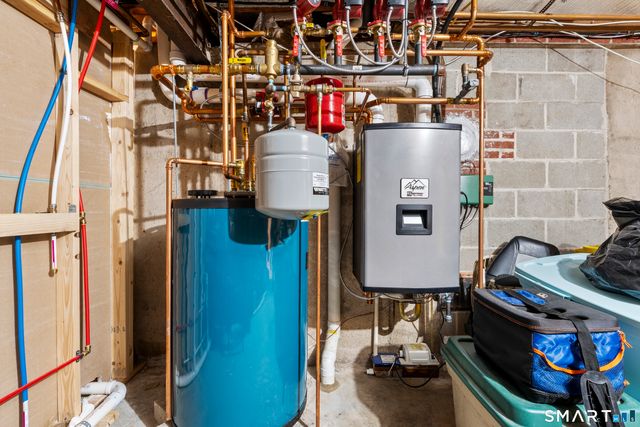 170 Pumpkin Ground Road, Stratford, CT 06614