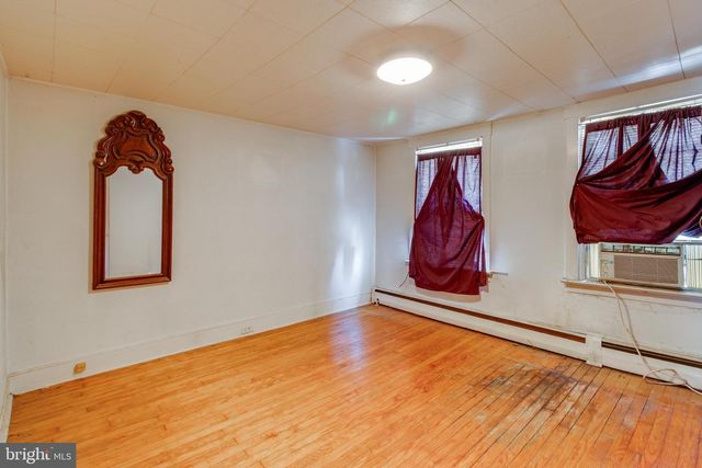 511 E MARKET ST, Marietta, PA 17547