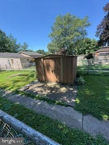 511 E MARKET ST, Marietta, PA 17547