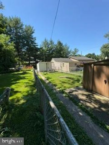 511 E MARKET ST, Marietta, PA 17547