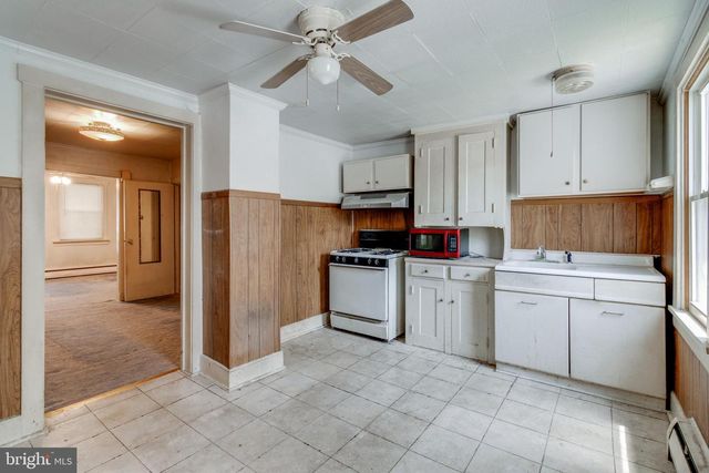 511 E MARKET ST, Marietta, PA 17547