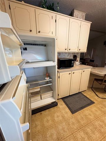 8519 BUCKINGHAM PLACE, Palmetto, FL 34221