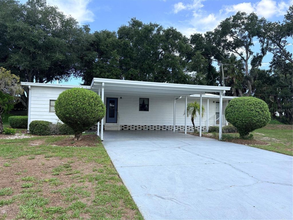 8519 BUCKINGHAM PLACE, Palmetto, FL 34221