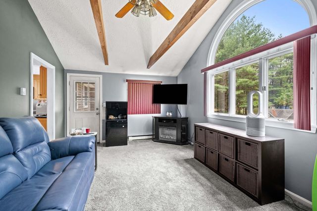 240 Central St, North Reading, MA 01864
