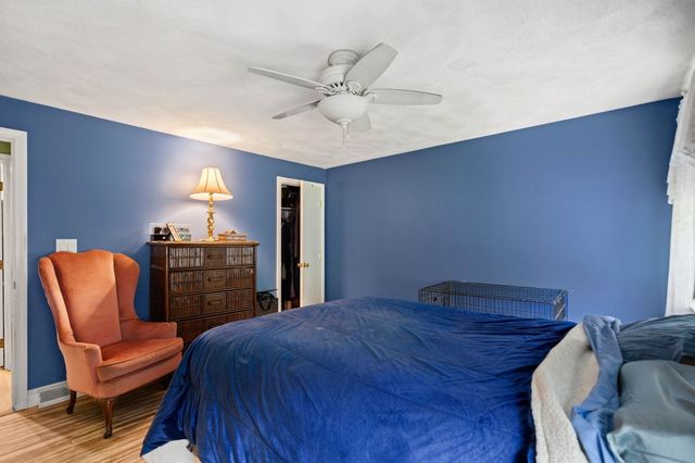 240 Central St, North Reading, MA 01864