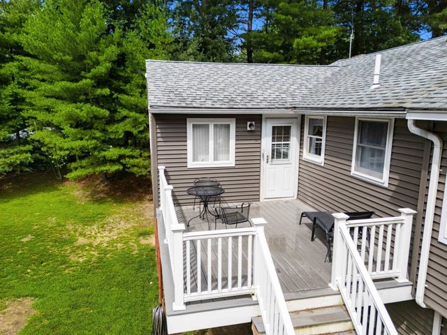 240 Central St, North Reading, MA 01864