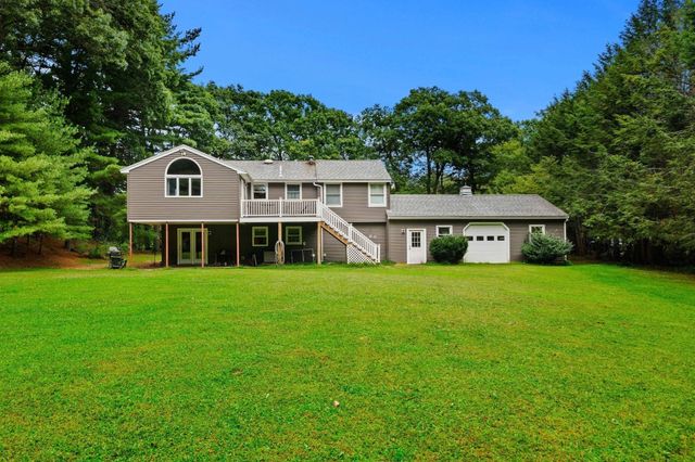 240 Central St, North Reading, MA 01864