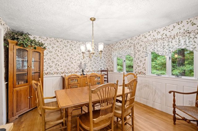240 Central St, North Reading, MA 01864