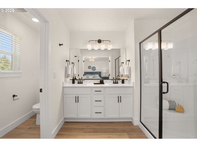 18939 Sw Hazelwood Ln L-8, Beaverton, OR 97078