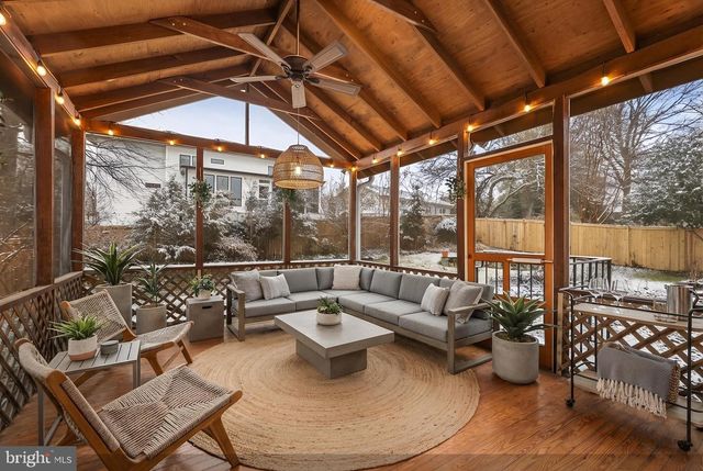 6210 LOCH RAVEN DR, Mclean, VA 22101