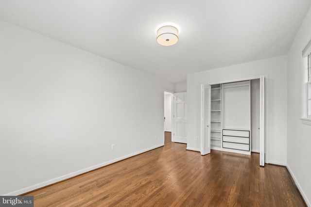 6210 LOCH RAVEN DR, Mclean, VA 22101