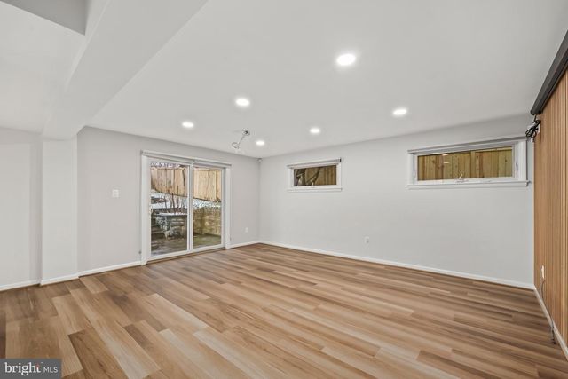 6210 LOCH RAVEN DR, Mclean, VA 22101