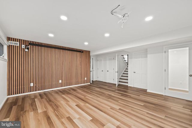 6210 LOCH RAVEN DR, Mclean, VA 22101