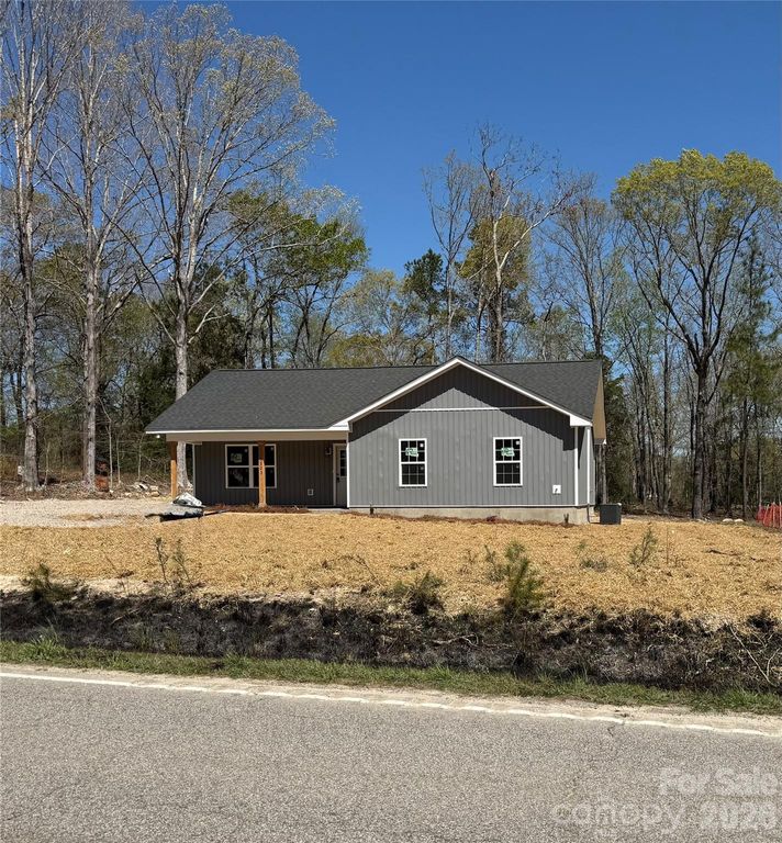 3525 Taxahaw Road, Lancaster, SC 29720