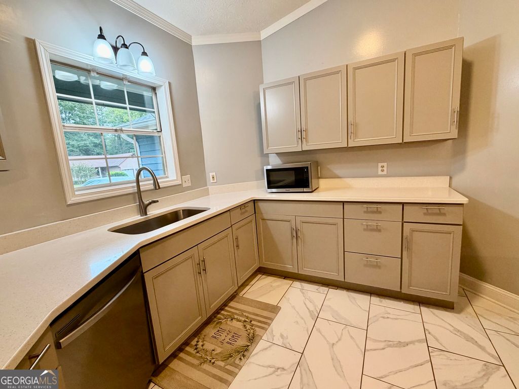 659 Pine Ridge Trail SE, Conyers, GA 30094 — photo 5