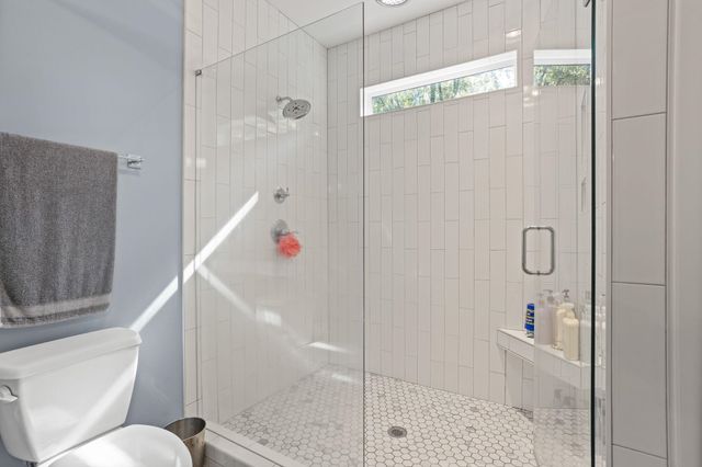 1904 E North Street, Greenville, SC 29307