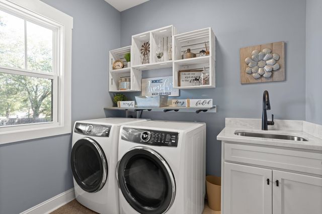 1904 E North Street, Greenville, SC 29307