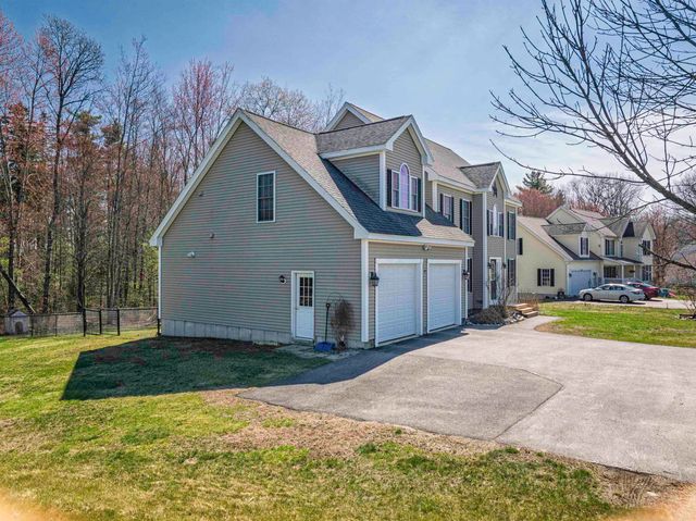 12 Maize Drive, Somersworth, NH 03878