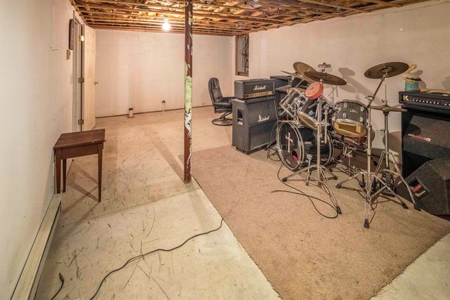 12 Maize Drive, Somersworth, NH 03878