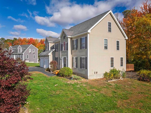 12 Maize Drive, Somersworth, NH 03878