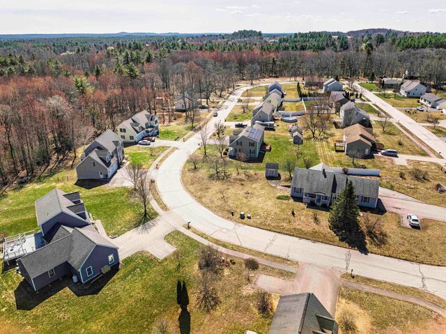 12 Maize Drive, Somersworth, NH 03878