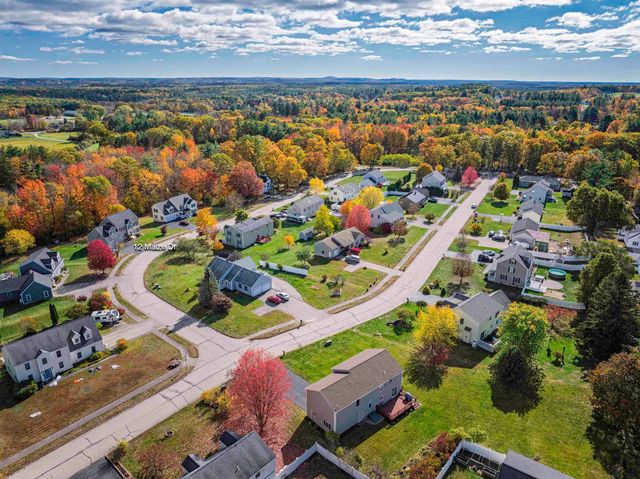 12 Maize Drive, Somersworth, NH 03878