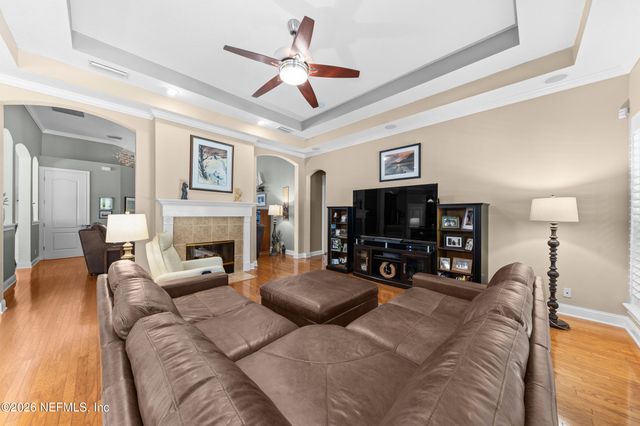 13107 HIGHLAND GLEN Way E, Jacksonville, FL 32224