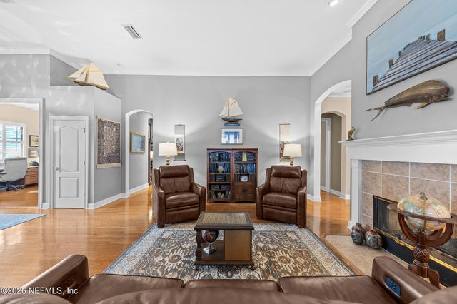 13107 HIGHLAND GLEN Way E, Jacksonville, FL 32224