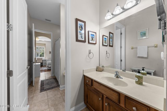 13107 HIGHLAND GLEN Way E, Jacksonville, FL 32224