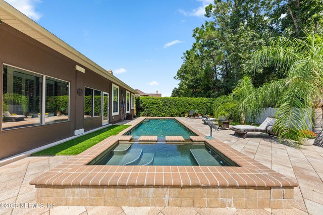 13107 HIGHLAND GLEN Way E, Jacksonville, FL 32224