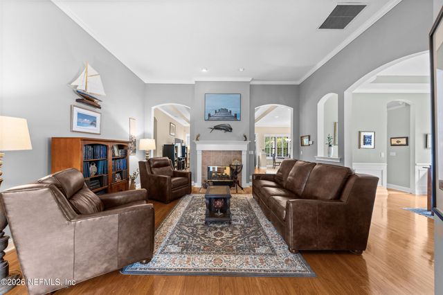13107 HIGHLAND GLEN Way E, Jacksonville, FL 32224