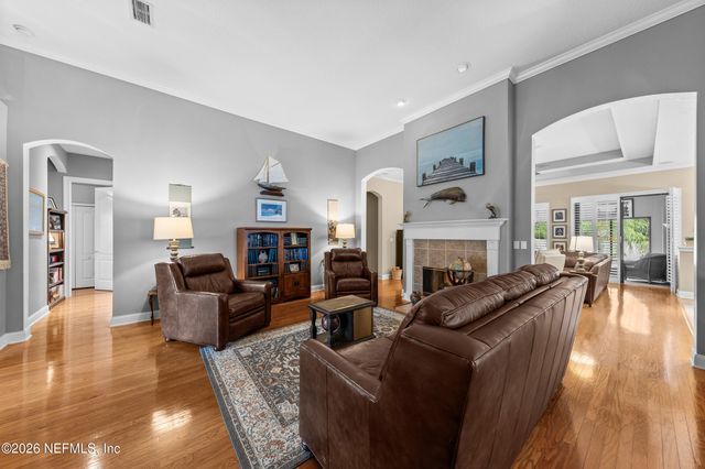13107 HIGHLAND GLEN Way E, Jacksonville, FL 32224