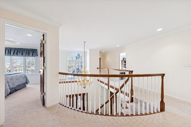 406 S Poplar Avenue, Elmhurst, IL 60126