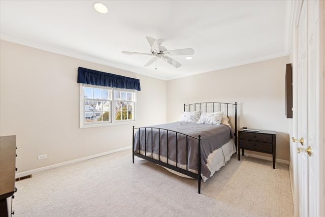 406 S Poplar Avenue, Elmhurst, IL 60126