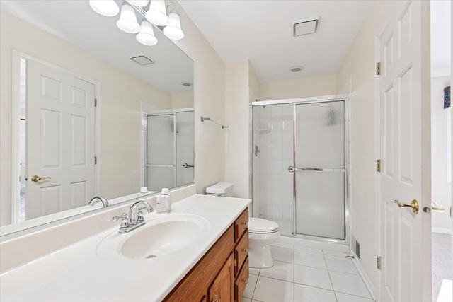 406 S Poplar Avenue, Elmhurst, IL 60126