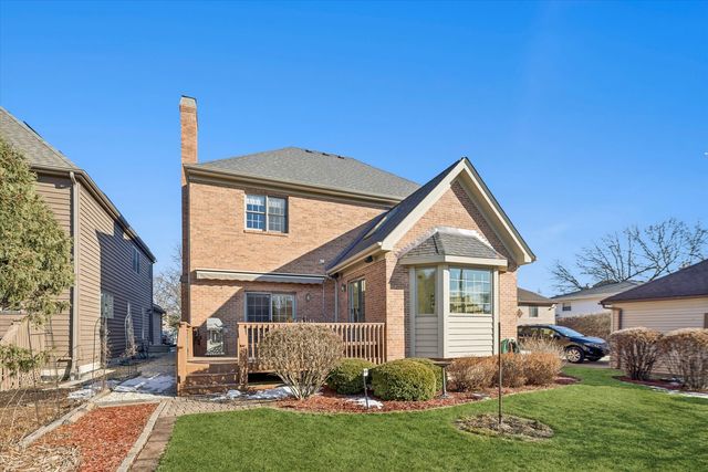 406 S Poplar Avenue, Elmhurst, IL 60126