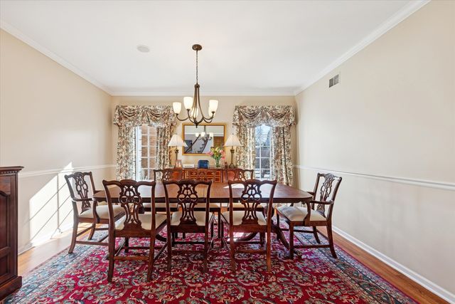 406 S Poplar Avenue, Elmhurst, IL 60126