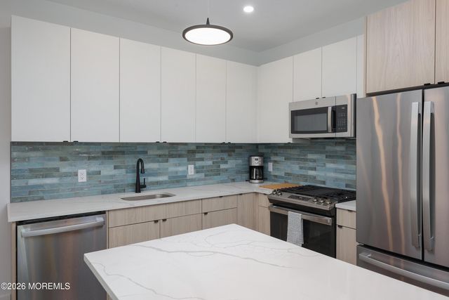 6 W End Court 311, Long Branch, NJ 07740