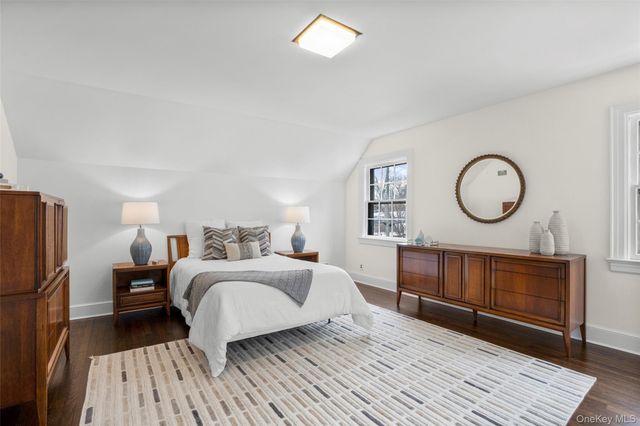 4 Lafayette Road, Larchmont, NY 10538