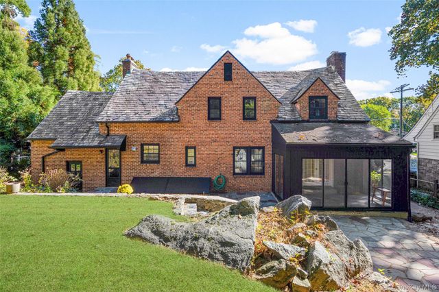 4 Lafayette Road, Larchmont, NY 10538