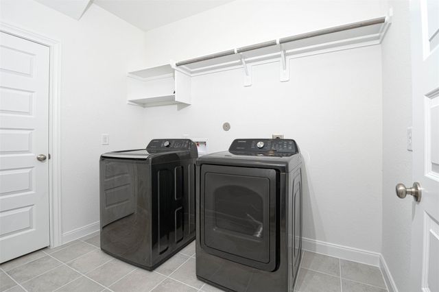 17703 Rosette Grass Drive, Conroe, TX 77385