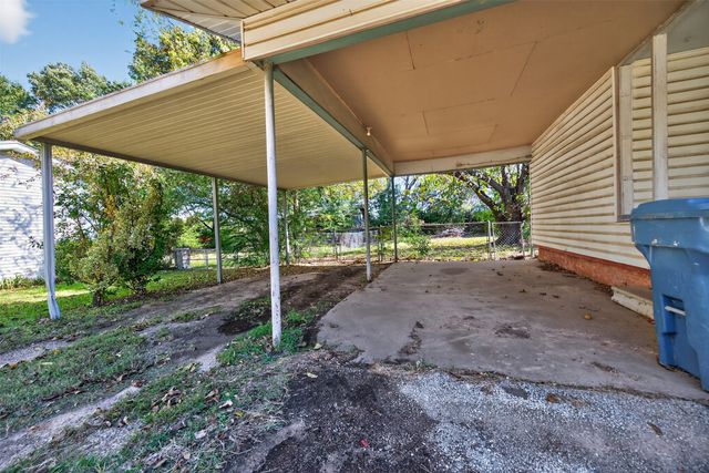 113 Linden Drive, Athens, TX 75751