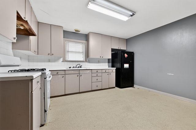 113 Linden Drive, Athens, TX 75751