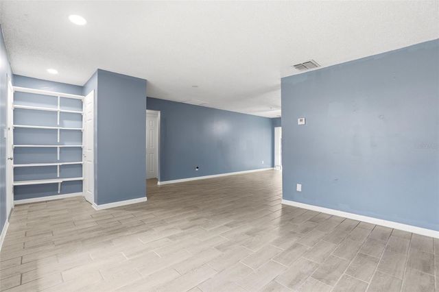 5423 BROOKSWOOD WAY 801, Orlando, FL 32808