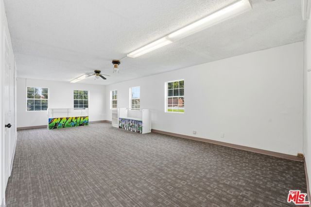 2048 W Florence Avenue, Los Angeles, CA 90047