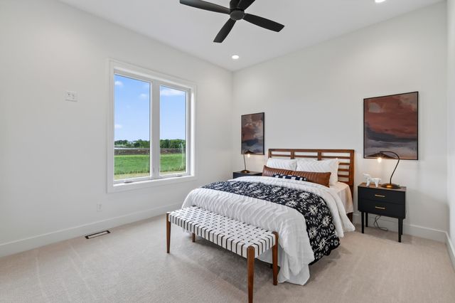 312 Emmett Court, Norwalk, IA 50211