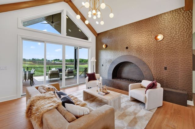 312 Emmett Court, Norwalk, IA 50211