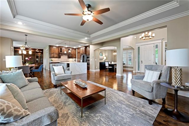 16816 Stearns Street, Overland Park, KS 66221