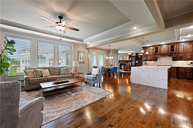 16816 Stearns Street, Overland Park, KS 66221